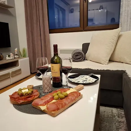 Bogdanovic Nlt Lux Apartment *