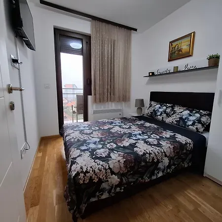Bogdanovic Nlt Lux Apartamento