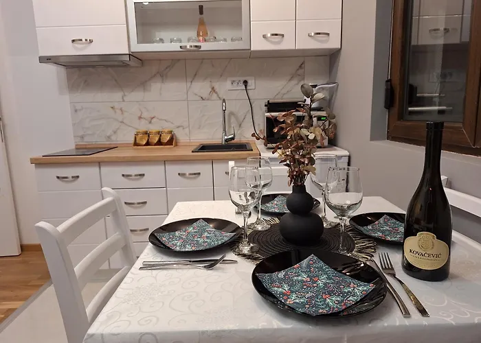 Bogdanovic Nlt Lux 아파트 *